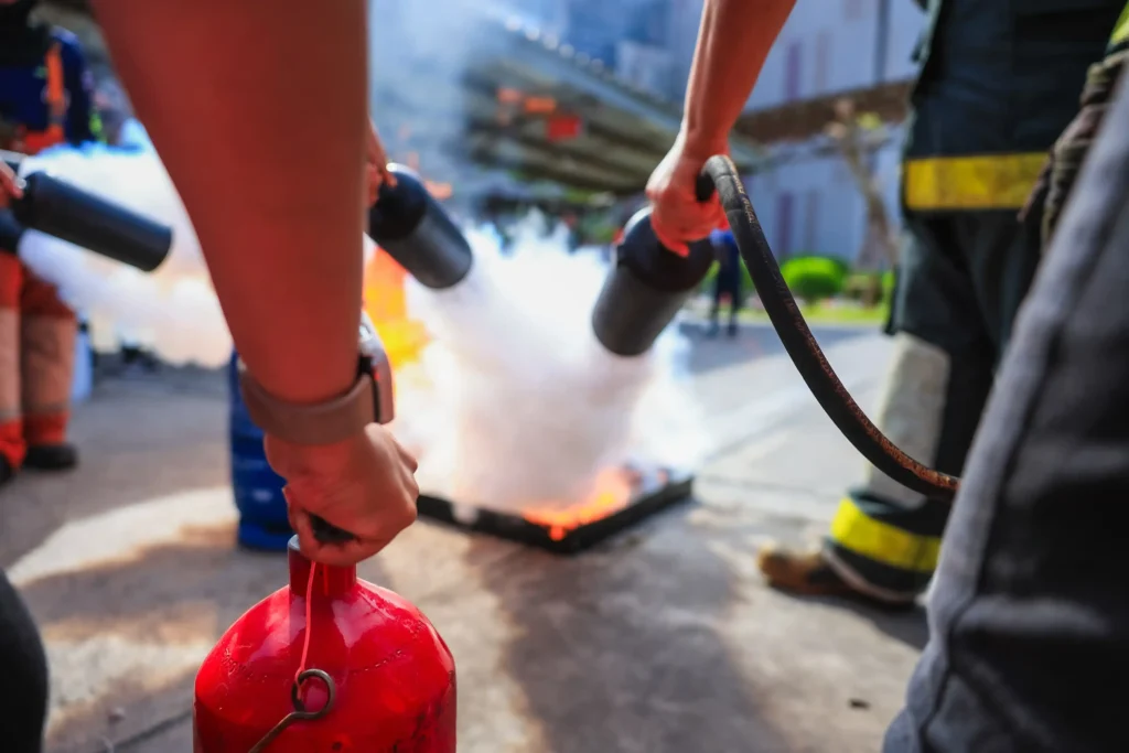 exercice extincteur sécurité incendie pratique